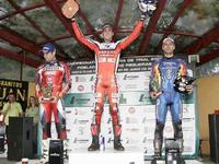 Raga le planta cara a Bou en el Nacional Outdoor