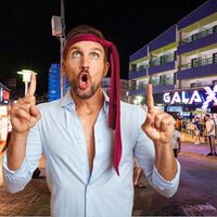 Protestar por un 'mejor turismo' en realidad es abogar por menos turistas de clase baja y que vengan los más ricos 