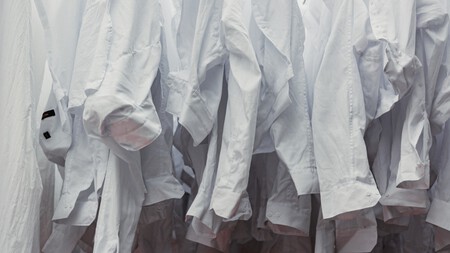 Las Camisetas Blancas Amarillentas Y Las Manchas De Sudor Son Cosa Del Pasado Si Anades Una Pastilla De Tu Botiquin A Tu Colada