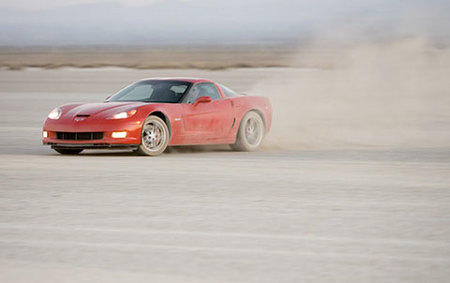 Chevrolet Corvette Z06 vs Shelby Mustang GT500KR