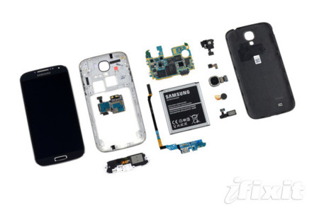 iFixit nos destripa al Samsung Galaxy S4 y valora su facilidad de reparación