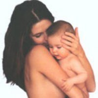 Los brazos de mamá y papá