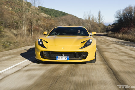 Ferrari 812 Superfast Motorpasion Prueba