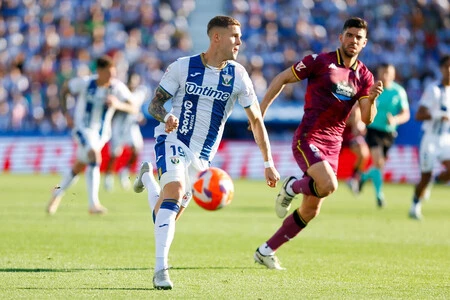 Combinados de fibra, móvil y televisión con fútbol
