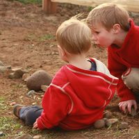 La caca es caca, y lo del suelo es suciedad