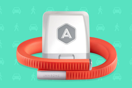 Jawbone y Automatic nos empujan a dejar el coche y andar más