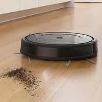 ¿Un Roomba que barre y friega? El Combo 1138 es el modelo básico más completo y sólo cuesta 299 euros en MediaMarkt