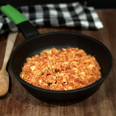 Receta de revuelto fácil de huevo y tomate