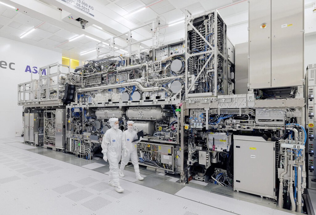 Ante los vetos de EEUU sobre las máquinas para fabricar chips, China siempre ha encontrado una ruta de escape