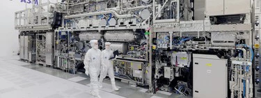 Ante los vetos de EEUU sobre las máquinas para fabricar chips, China ha encontrado una ruta de escape