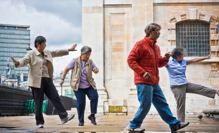 Tai Chi para evitar caídas en personas con accidente cerebrovascular