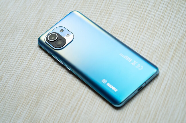 Xiaomi Mi 11 Portada