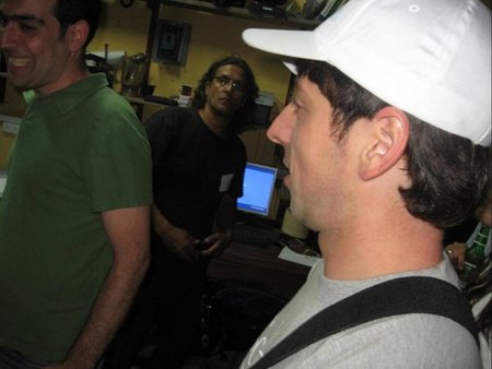 Sergey Brin no quería comparar a Apple y Facebook con los gobiernos que amenazan Internet
