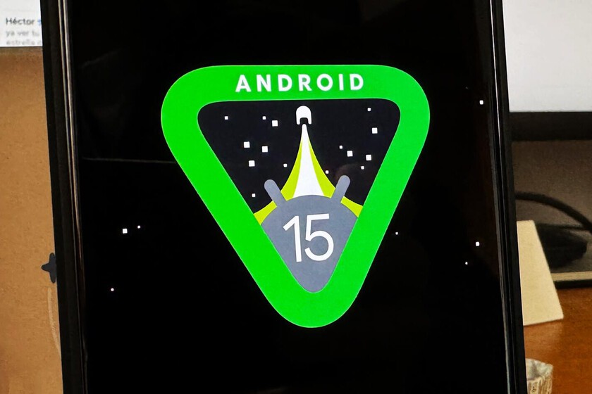 Android 15 Portada