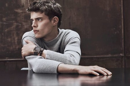 Emporio Armani presenta su nueva línea de relojes
