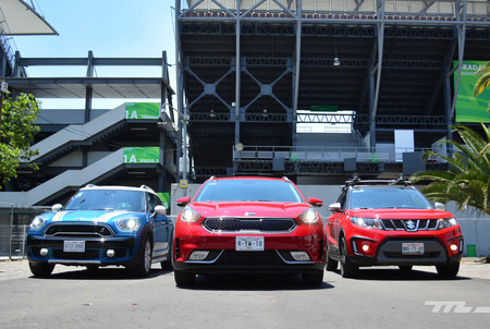 Kia Niro Vs Suzuki Vitara Vs Mini Countryman 2