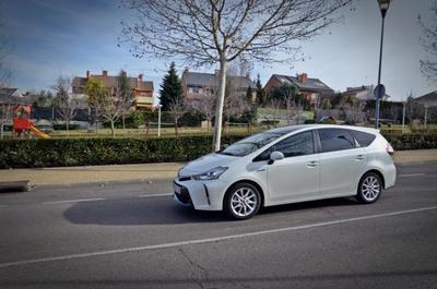 Al volante de un Toyota Prius+. Experimentando el mundo híbrido con la tecnología HSD