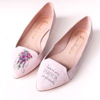 Día de la Madre: unos zapatos pintados a mano para decirle a mamá lo especial que es 