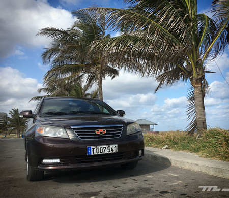 Geely Emgrand delantera