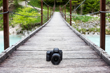 Canon EOS 6D Mark II, Panasonic Lumix G9, Sony RX10 y más cámaras, objetivos y accesorios en oferta: Llega Cazando Gangas