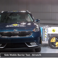 El KIA Niro, Renault Scenic y Toyota Hilux pasan con 5 estrellas las pruebas de la EURONCAP