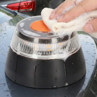 Si no quieres comprar otra baliza V16 antes de tiempo, cuidado con los productos que usas para limpiarla 