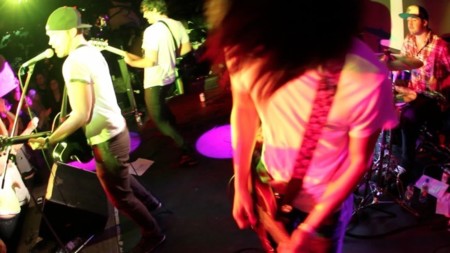 Acuerdo entre Foursquare y Deezer: siete check-ins en conciertos a cambio de tres meses de suscripción
