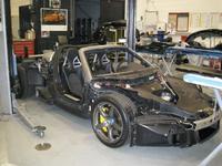 Porsche Carrera GT totalmente desnudo