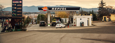 Repsol does not sell its gasoline cheap, but it does have something to win customers: a "price war" via Waylet