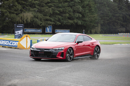 Audi RS e-tron GT, al volante de un deportivo que emociona como montaña rusa