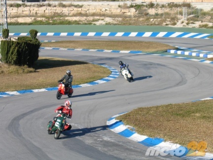 6 horas de resistencia en Vespa y Lambretta