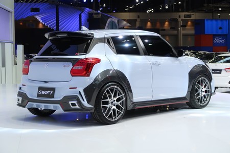 Suzuki Swift Extreme Concept 8
