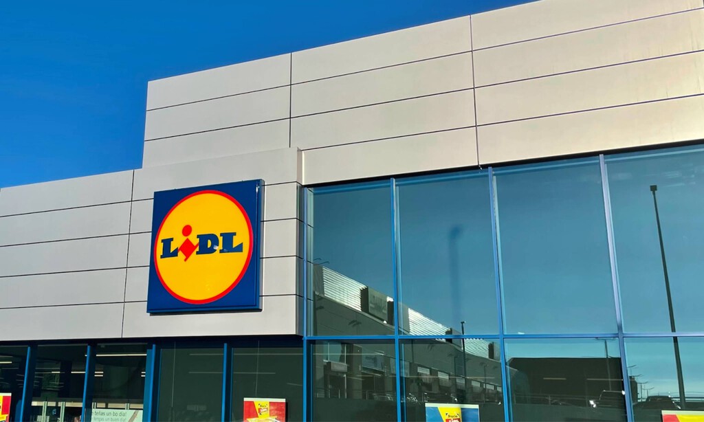 Regresa a Lidl la cafetera eléctrica con molinillo integrado que arrasó en 2024 y seguro que se agota pronto 