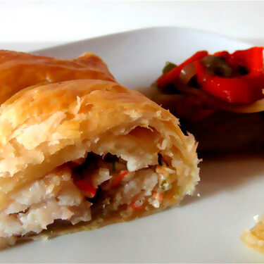 Pescado en costra, la receta más fácil y vistosa para cocinar meluza, lubina o dorada 