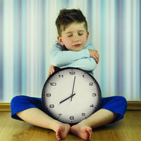 Llega el horario de verano: cómo afecta a los niños el (posiblemente) último cambio de hora y consejos para adaptarse