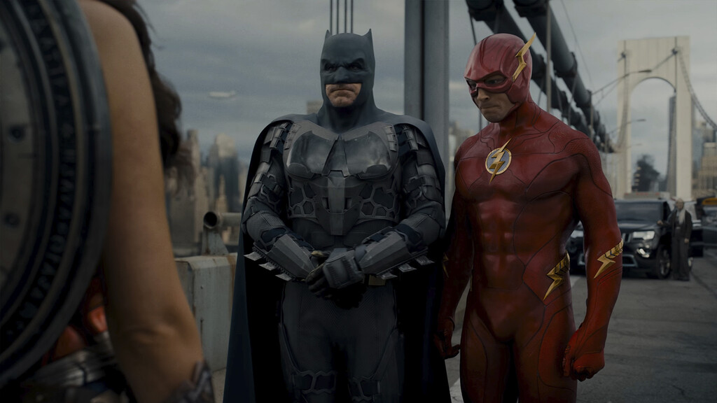 DC acaba de arreglar la chorrada infantil que hizo con Batman y Wonder Woman en la película de Flash de 2023