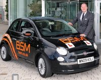 Autoescuela británica compra 14.000 unidades de Fiat 500