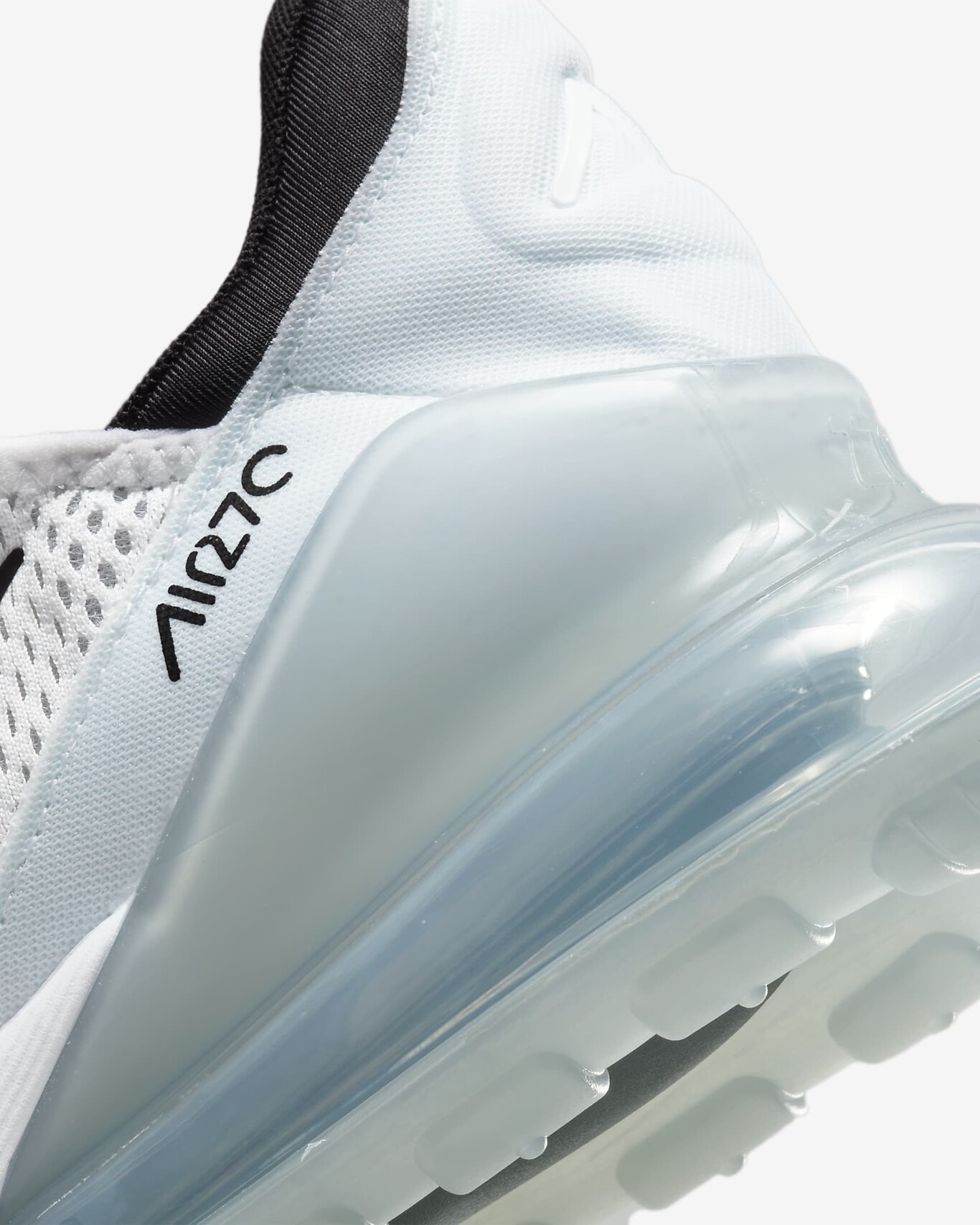 El outlet de Nike liquida las zapatillas Air Max con más estilo y cómodas  para el día a día, pura versatilidad