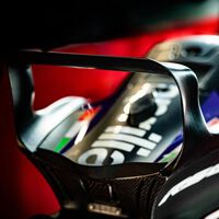 El truco que Aprilia se ha traído a MotoGP de la F1 para ser más rápidos: dejar la moto a medio pintar 