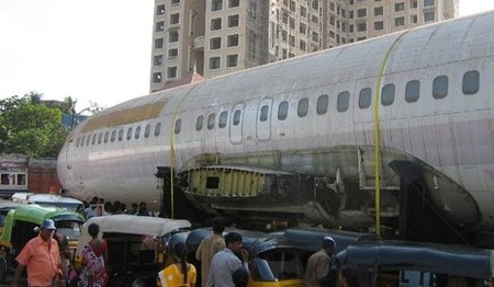abandoned-mumbai-boeing.jpg