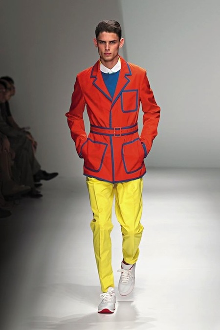 Salvatore Ferragamo apuesta por el... ¿rojo?, por supuesto ¿Oxblood?, para nada