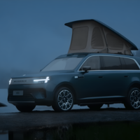 Esto no es un coche: es una oficina, sala de estar y hasta habitación de dos plantas con vistas. El toque 'Camper' del SkyNomad N90