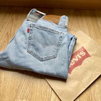 Levi's arrasa con los shorts más cómodos que hacen tipazo y cuestan menos de 35 euros