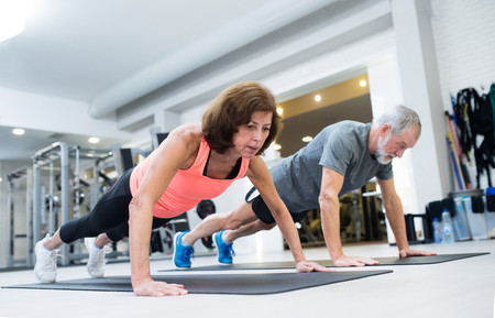 130 gramos de proteína al día y entrenamiento de fuerza: las claves para ganar en salud a partir de los 40