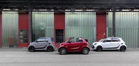 Los nuevos smart EQ fortwo y forfour ya están a la venta en España: el pequeño coche eléctrico parte desde los 24.450 euros