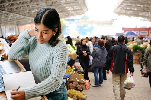 Falta Gente Para Trabajar Pero Sobran Masteres Las Pymes Miran Cada Vez Mas Hacia La Fp Y El Traspaso De Negocios