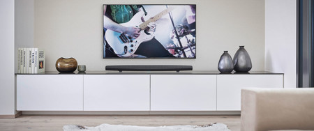 Denon sigue lanzando productos para su universo HEOS: ahora llegan una barra de sonido y un subwoofer