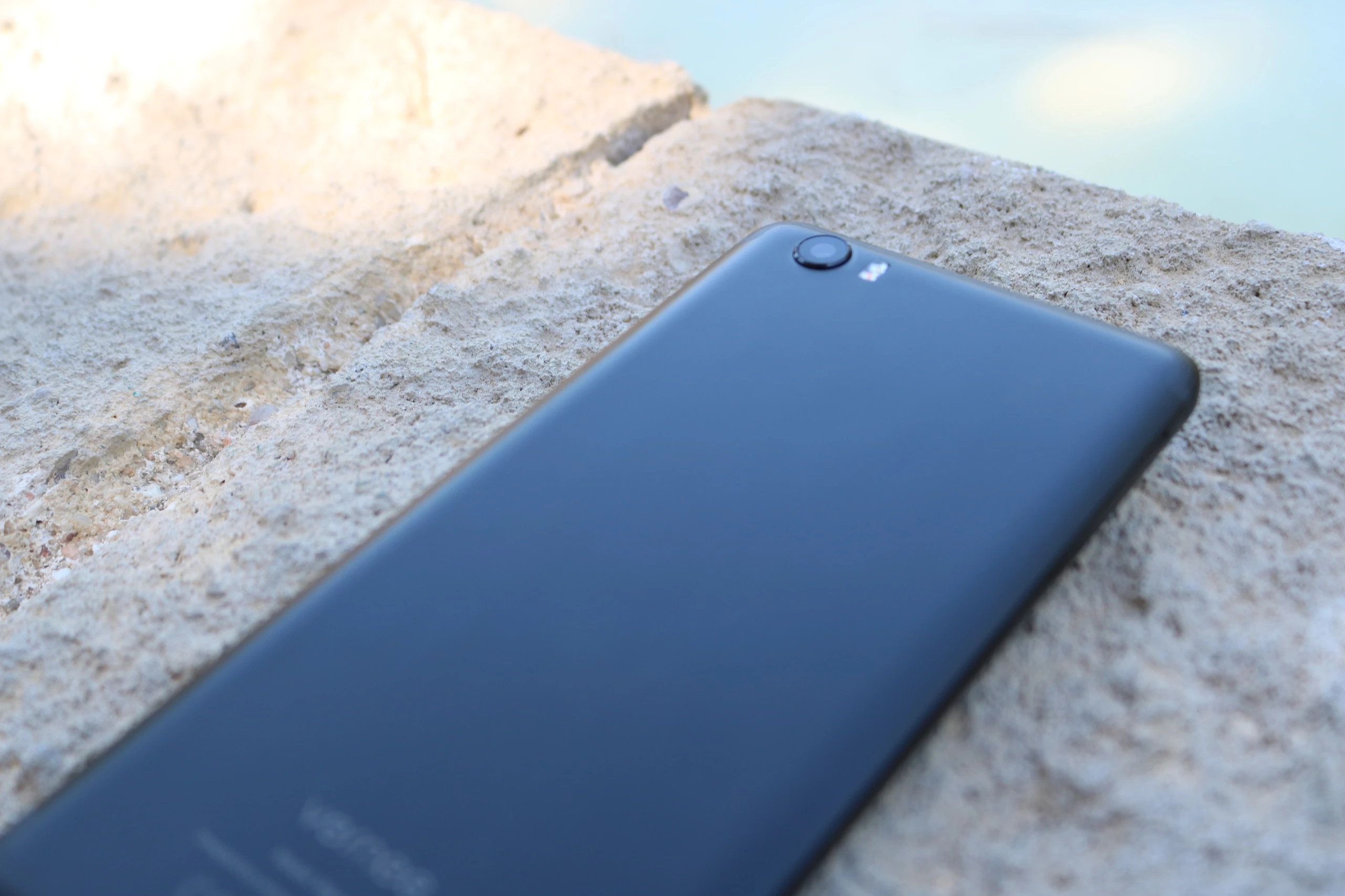 Foto de Vernee Mars Pro: diseño (12/13)