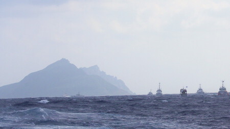 Ships From Taiwan And Japan Gathering Near The Senkaku Islands