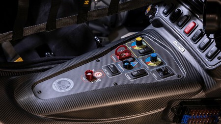 Mercedes Amg Gt Track Series 6